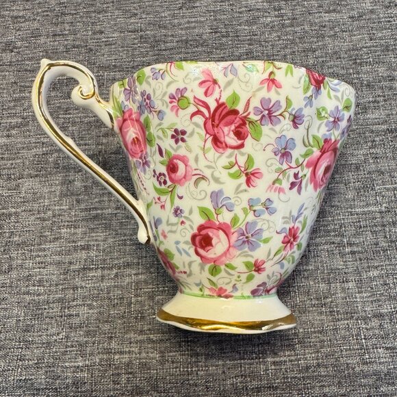 ROYAL STANDARD tea cup, footed, fine bone china, England, pink & blue floral - Picture 1 of 4